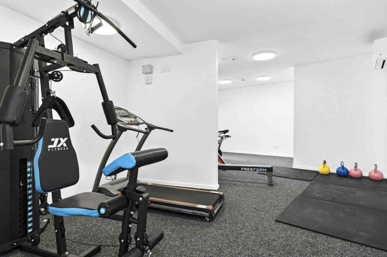 Modern 2-Bedroom Apartment 7-Mins Walk To Κουίνσταουν Εξωτερικό φωτογραφία